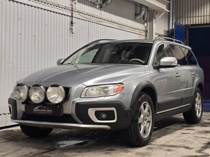 Volvo XC70 D5 AWD Geartronic Momentum VÄLVÅRDAD