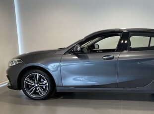 BMW 118 i 5d Sportline Farth. Parkeringssensorer Service