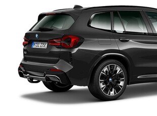 BMW iX3 Plus / M Bilar Kampanj Race / Ränta 4,95%