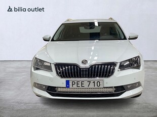 Skoda Superb 2.0 TDI 4x4 190hk Navi Drag Läder P-värm