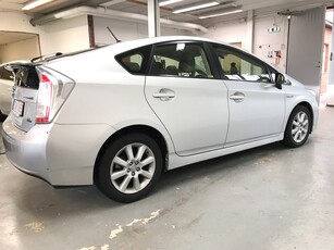 Toyota Prius Hybrid CVT Euro5 GPS Backkamera 4 ägare Ny bes