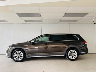 Volkswagen Passat Alltrack 2.0 TDI 190HK 4M Executive Drag D-värmare Skinn