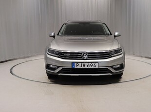 Volkswagen Passat Alltrack 2.0 TDI 4M 240hk Drag Nav Värmare Pano