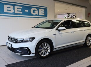 Volkswagen Passat Sportscombi GTE 218HK Drag Värmare Navigation