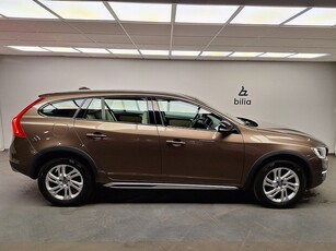 Volvo V60 Cross Country D4 Summum Business E