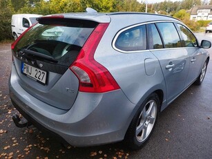 Volvo V60 T3 Momentum Euro 5