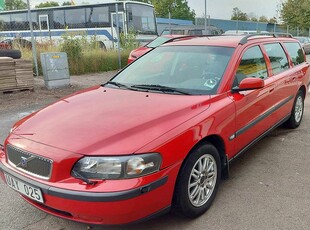 Volvo V70 2.4 Euro 4, ny servad