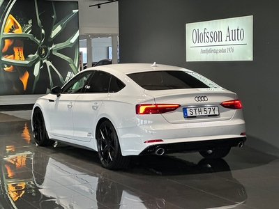 Audi A5 Sportback 45 TFSI quattro S-Line Svart Optik Värmare