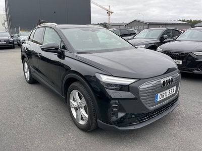 Audi Q4 40 e-tron Sport Edition *Komfortnyckel, Tonade rutor