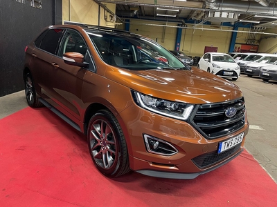 Ford Edge Bi-Turbo AWD Pano Skinn Kamera Navi D-Värmare 210h