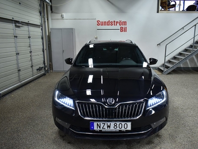 Skoda Superb 190Hk L&K 4X4 Värmare/Drag DSG Kombi