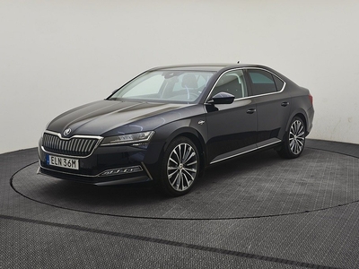 Skoda Superb iV Plug-In-Hybrid DSG L&K/Adventure/ Drag /Värmare