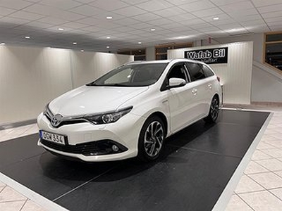 Toyota Auris 1.8 HSD Touring Sports (99hk) - 2016