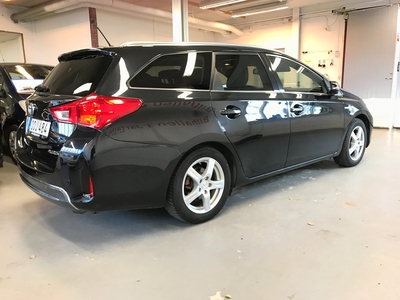 Toyota Auris Touring Sports Hybrid Automat 5 ägare bes,136hk 2014