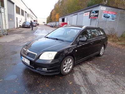 Toyota Avensis Kombi 2.0 - VVT-i