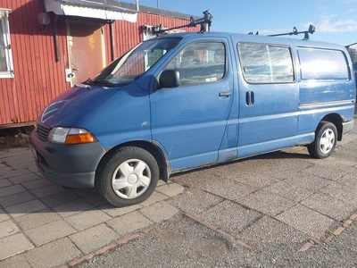 Toyota Hiace 2004, Minibuss