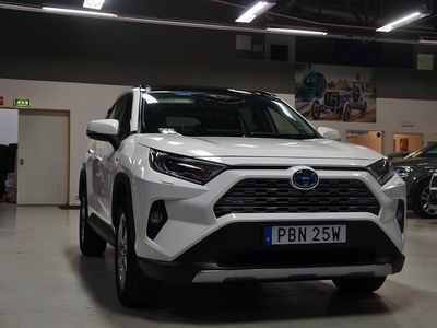 Toyota RAV4 Hybrid AWD-i E-CVT Executive Premiumpaket Panorama Drag 222hk