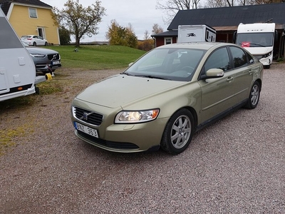 Volvo S402,4 Automat 2008, Sedan