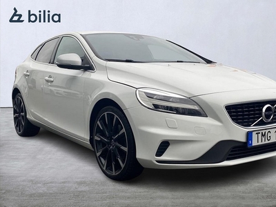 Volvo V40 T2 Momentum | R-Design | VOC