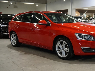 Volvo V60 D5 AWD Twin Engine Momentum Navi Kamera Drag