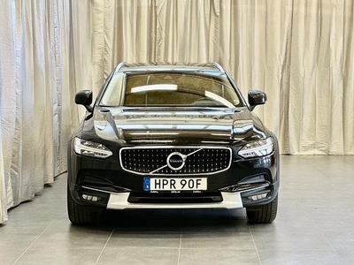 Volvo V90 Cross Country AWD (190hk)