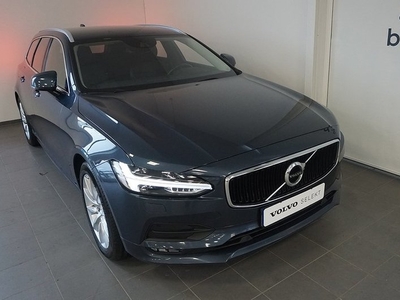 Volvo V90D3 Momentum Advanced Edition Infällbart drag navigation 2020, Kombi