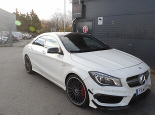 Mercedes CLA45 AMGBenz CLA 45 AMG 4MATIC 2013, Sportkupé