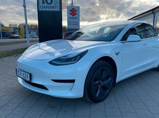 Tesla Model 3Standard Range Plus 2020, Halvkombi