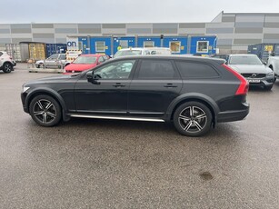 Volvo V90 Cross Country