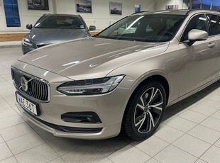 Volvo V90B4 Diesel Core 2023, Kombi