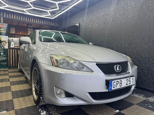 Lexus IS 250 2.5 V6 Euro 4