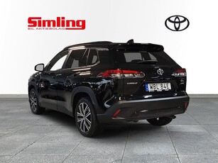 Toyota Corolla Cross 2,0 Hybrid AWD-i Executive / Skinn / Panorama / Vinterhjul