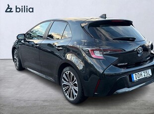 Toyota Corolla Hybrid Style Dragkrok Webasto Värmare Approved Used 2...