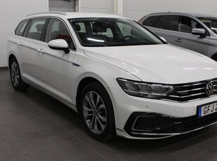 Volkswagen Passat Sportscombi GTE 1.4 TSI Drag Kamera Navi