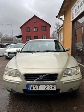 Volvo S60 2.4 CNG Kinetic Nybes Drag/Avb:-302 kr / mån