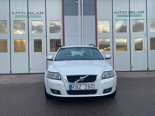 Volvo V50 1.6 D Momentum 2-brukare Svensksåld