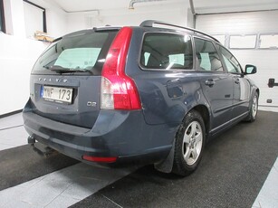 Volvo V50 D2 115 hk Kinetic Euro 5 Drag Välservad