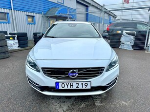 Volvo V60 D6 Plug-in Hybrid AWD Summum Ny Servad & Besiktad