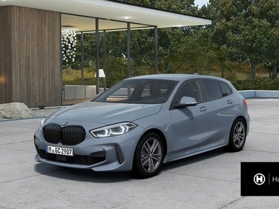 BMW 118M Sport Navi HiFi Tonade Rutor Rattvärme Automat 2024, Halvkombi