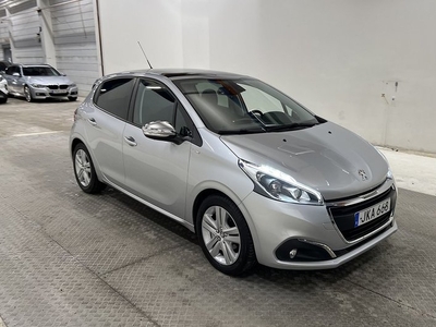 Peugeot 208VTi Style Pano Sensorer Välservad 0.43L mil 2017, Halvkombi