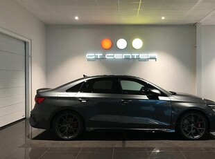 Audi RS3Sedan Panorama B&O Matrix RS Sportavgas Se spec 2023, Halvkombi