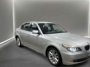 BMW 523i Sedan LCI Skinn Xenon 2008, Sedan