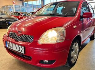 Toyota Yaris1.3 VVT-i 5-dörr LÅGAMIL Vinterhjul 2005, Halvkombi