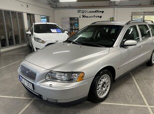 Volvo V702.4 Kinetic Euro 4 Nybesiktigad Kamrem bytt 2005, Kombi