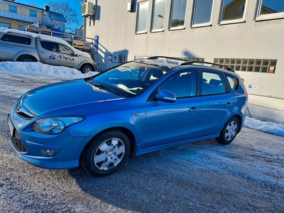 Hyundai i30 cw 1.6 CRDi Euro 5 NY besiktad