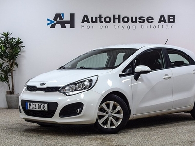 Kia Rio5-dörrar 1.4 Eluppvärmd ratt 2012, Halvkombi