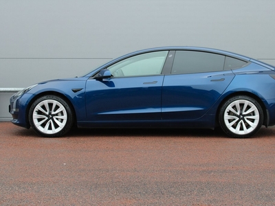 Tesla Model 3 Long Range AWD Accelerations Boost Moms