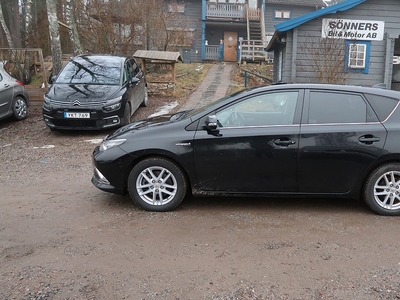 Toyota Auris Hybrid e-CVT Euro 6