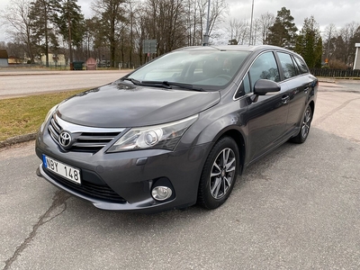 Toyota Avensis 2.0 D/ Backkamera/ Drag