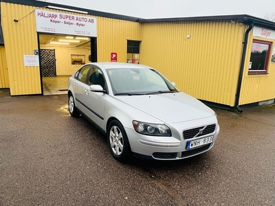 Volvo S40 2.4 Euro 4/Ny servad /Ny kamrem / Dragkrok